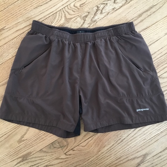 Patagonia Pants - Women’s Patagonia shorts sz L
